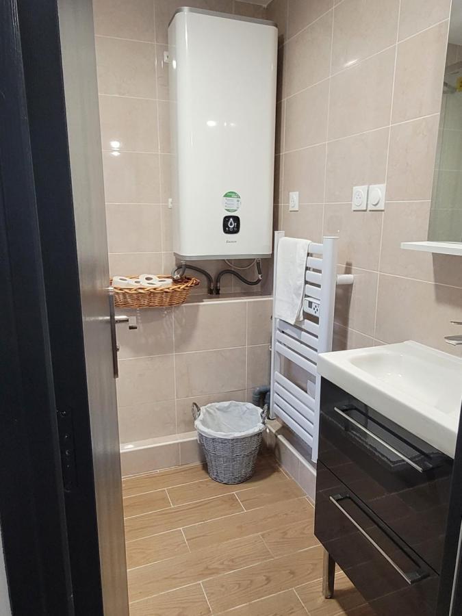 Coquet Appartement A 15Mn De Paris Et 10 Mn De Stade De France, Wifi, Netflix, Groslay エクステリア 写真