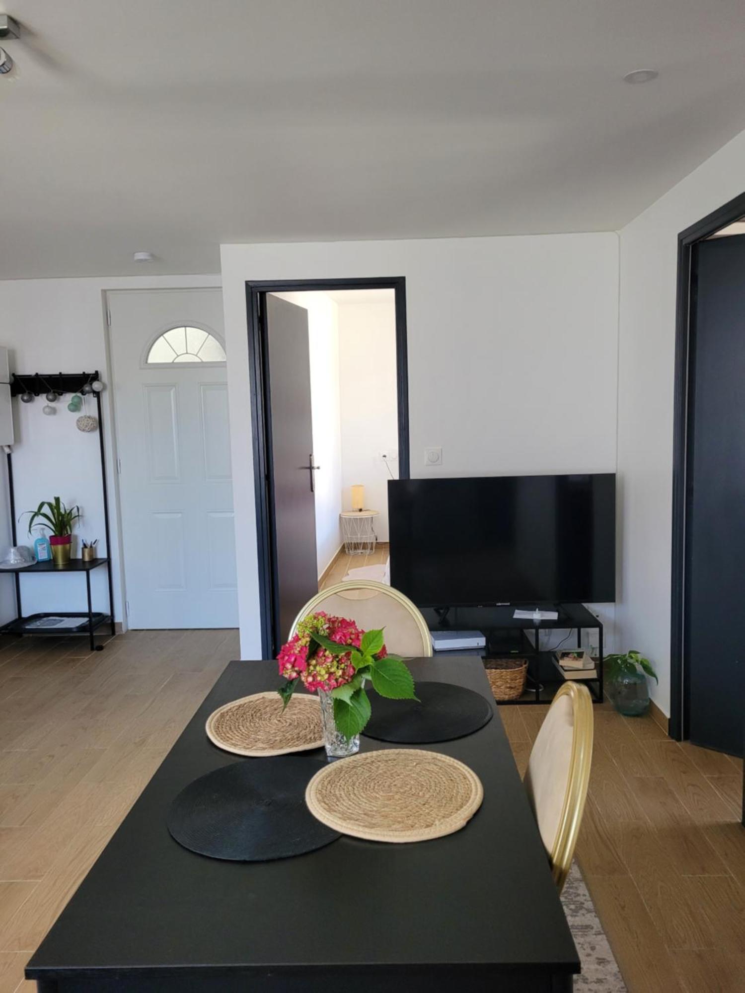 Coquet Appartement A 15Mn De Paris Et 10 Mn De Stade De France, Wifi, Netflix, Groslay エクステリア 写真